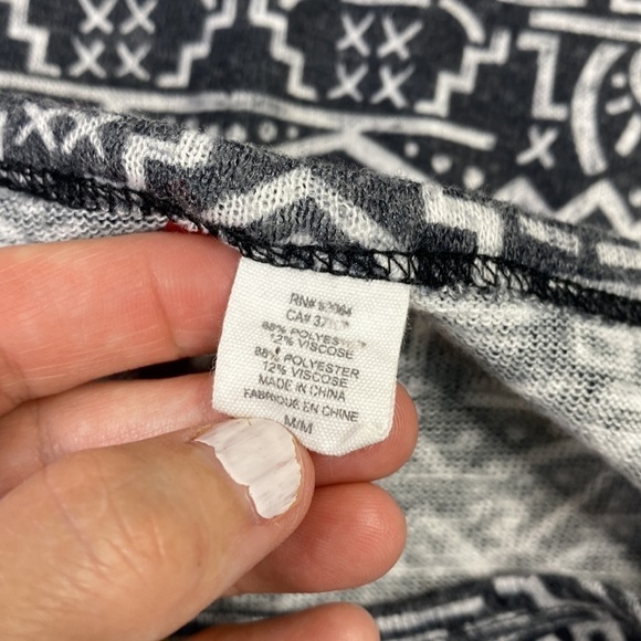 Element Black Muse Tribal Long Sleeve Blouse Shirt Size Medium - Picture 4 of 5